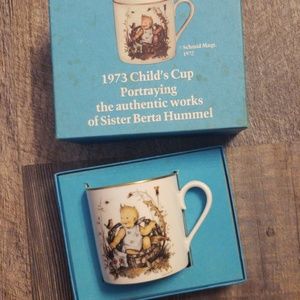 1973 sister berta hummel mug